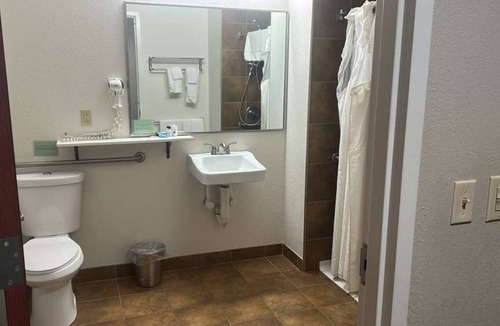 West Carthage Hotel | Pleasant Night Inn Carthage Near Fort Drum