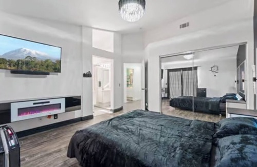 Wildomar House | Pleasant private room and bath w/Private Entry Way