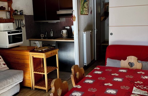 Les Carroz-d'Araches Apartment | Pleasant Savoyard resort studio