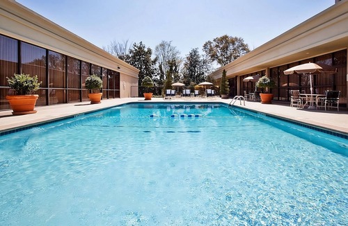 Eagan Park Hotel | Pleasant Stay, Convenient Location! 2 Convenient Units, Pool, Pets Allowed