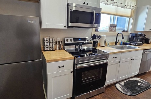 Greenville Apartment | Pleasant Street Retreat*Direct ATV Access*A/C*Washer/Dryer