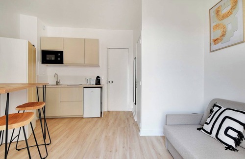 Malakoff Apartment | Pleasant Studio - 2P - Gateway to Paris/Malakoff
