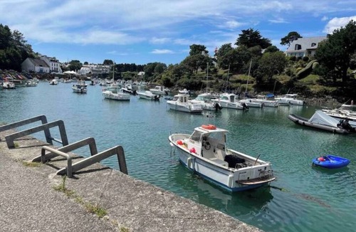 Saint-Thurien Apartment | Pleasant studio with free parking