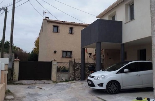 Ensues-la-Redonne House | Pleasant town house
