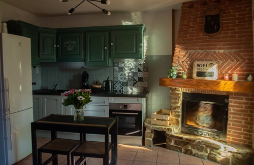 Yerville House | Pleasant town house with fireplace