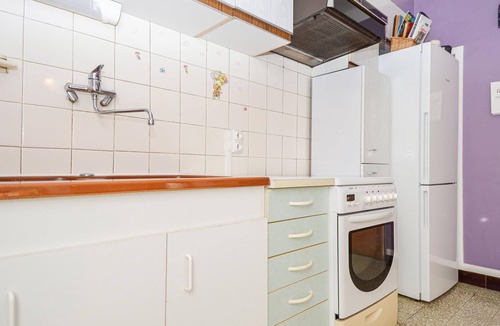 Piolenc House | Pleasant vacation home with private pool.