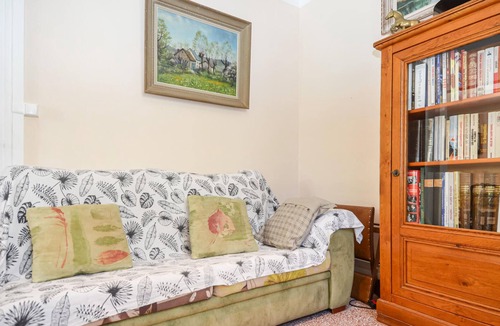 Piolenc House | Pleasant vacation home with private pool.