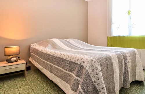 Piolenc House | Pleasant vacation home with private pool.