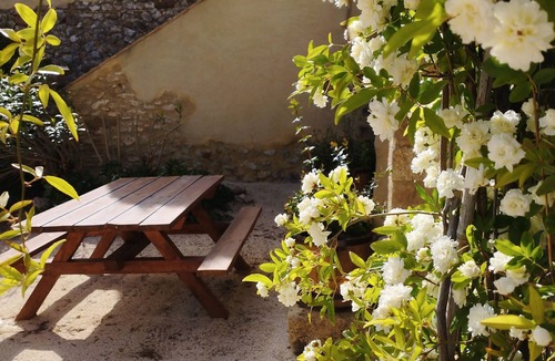 La Bastide-d'Engras House | Pleasant village house near Uzès