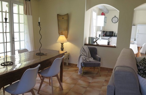 Apt Villa | Pleasant villa with garden and private pool