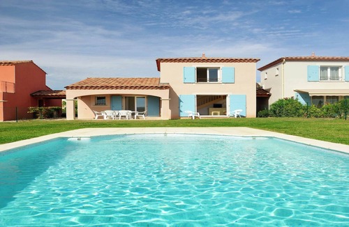 Homps House | Pleasant villa with terrace in Homps