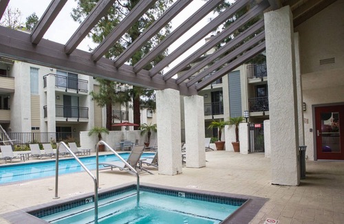 Pleasanton Apartment | Pleasanton 2BR near BART Station