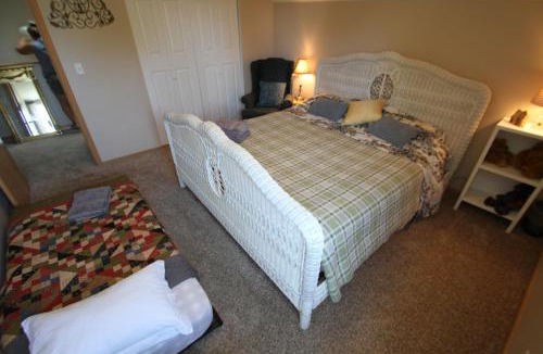Moses Lake Villa | Please do NOT reserve This is a Duplicate Listing of this same property please beware