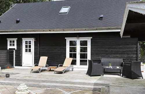 Hov House | Pleasing Holiday Home in Syddanmark near Sea