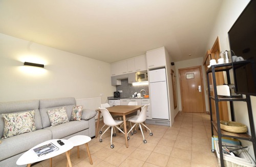 Prats Apartment | Pleasure, nature and terrace in Canillo. HUT-8207