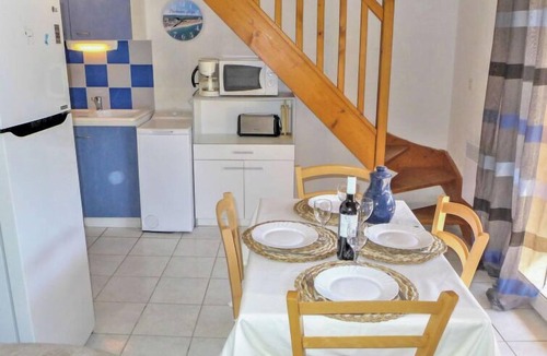 Narbonne-Plage House | Plein Sud by Interhome