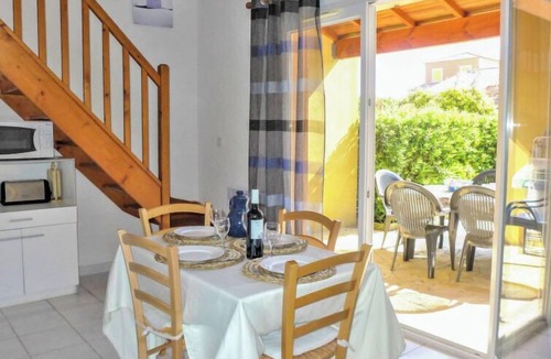 Narbonne-Plage House | Plein Sud by Interhome