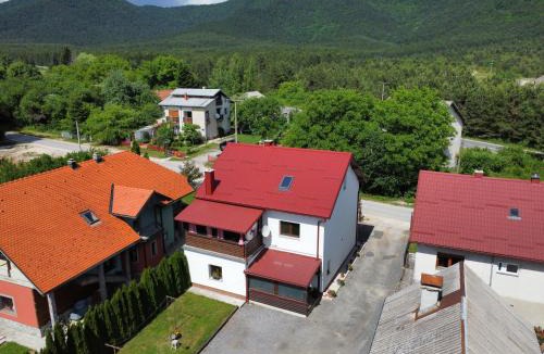 Plitvicka Jezera House | Plitvice Mountain Spring