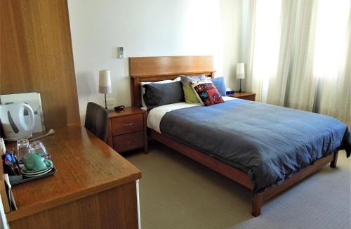 Footscray Hotel | Plough Hotel