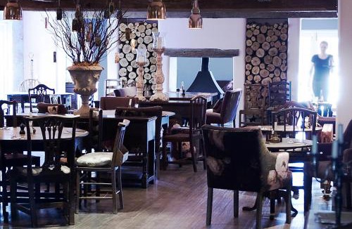 Lupton Hotel | Plough Inn