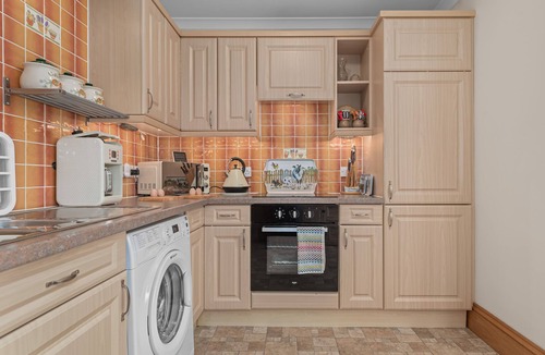 Bathgate Cottage | Ploughman’s Poet cottage is within a semi rural setting.