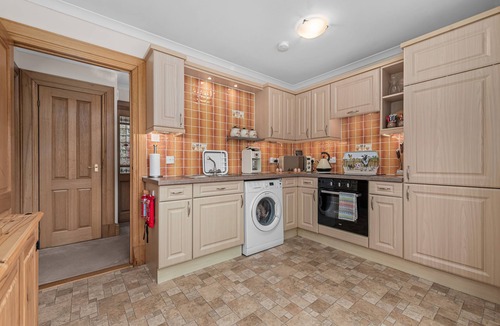 Bathgate Cottage | Ploughman’s Poet cottage is within a semi rural setting.