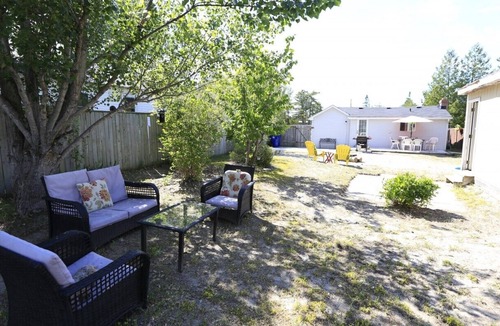 Wasaga Beach Cottage | Plovers Cove Cottage - Wasaga Beach