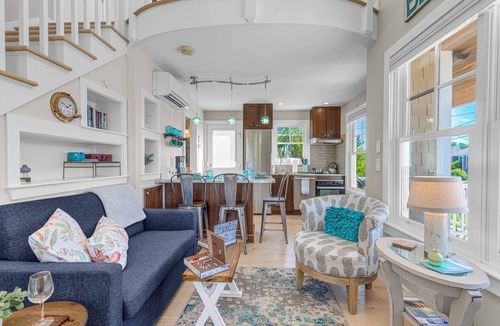 Newburyport House | Plovers Nest