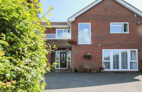 Longford Apartment | PLUM HILL APARTMENT, pet friendly, with a garden in Oswestry