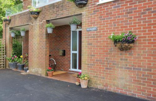 Longford House | Plum Hill