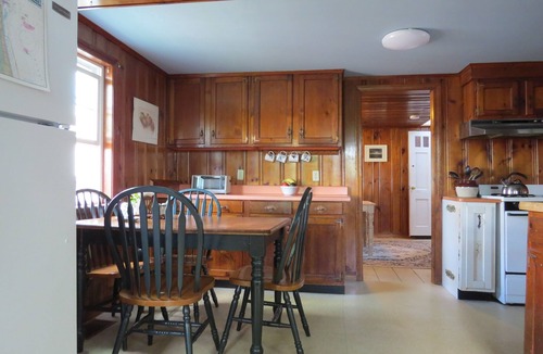 Newbury House | Plum Island Beach Cottage!