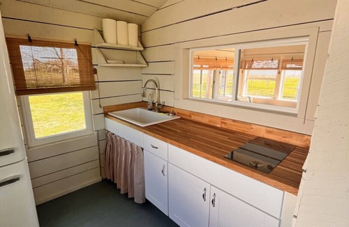 Barstow House | Plum Point Cottage #21