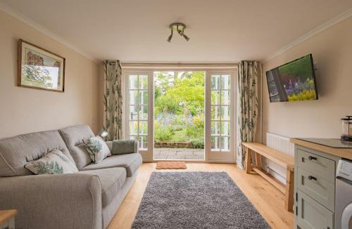 Dargate House | Plum Pudding Stables by Bloom Stays