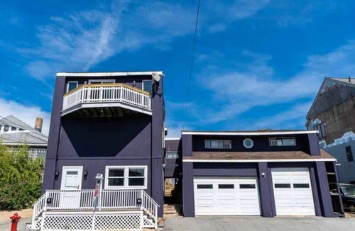 Newbury Condo | Plum Royale Jr: Cozy Plum Is. home w/beach access