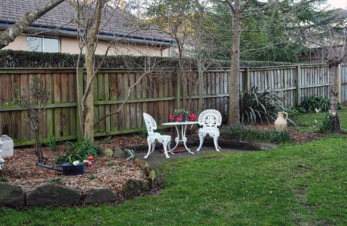 Bowral House | Plum Tree Cottage –pets welcome, WiFi