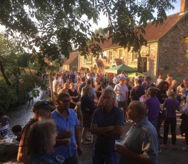 Rickford Hotel | Plume of Feathers