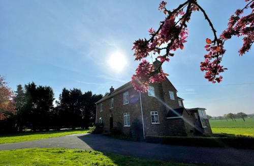 Willesborough House | Plumpton House