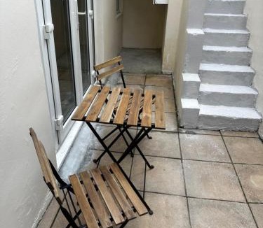 Glyndon Apartment | Plumstead one bed studio flat