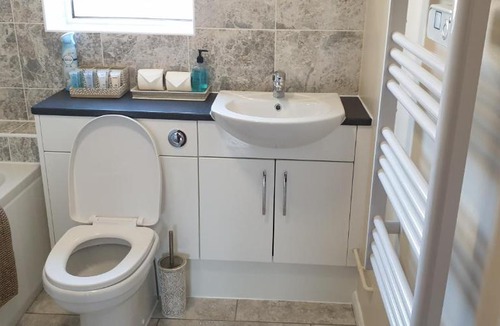 Plumstead Apartment | Plumstead Serviced Apartment