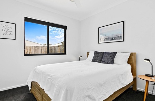 Pialba House | Plunge Inn at Pialba