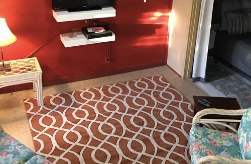 Comfort House | Plush 2/2 Cottage