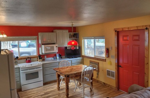 Plush House | Plush Bunkhouse Hart Mountain