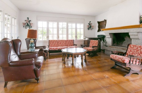 Orrius Villa | Plush Villa in Orrius with Private Swimming Pool