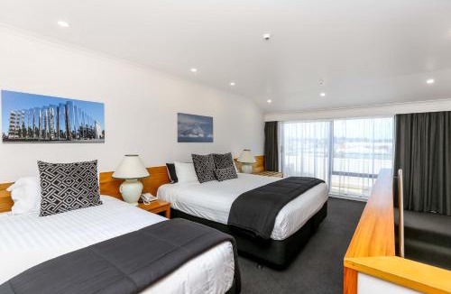 New Plymouth Hotel | Plymouth International