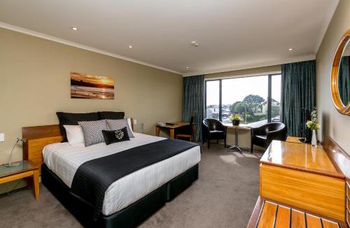 New Plymouth Hotel | Plymouth International