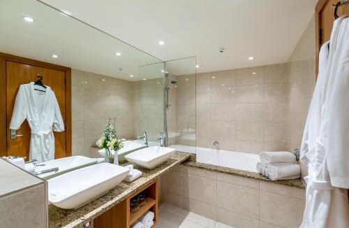 New Plymouth Hotel | Plymouth International