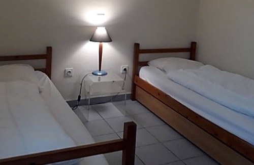 Tonnay-Boutonne House | PMR 1 accommodation for 6 people