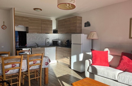 Gouaux-de-Larboust Apartment | PMR T3 Apartment in Peyragudes, near slopes, Spassio access, pets allowed