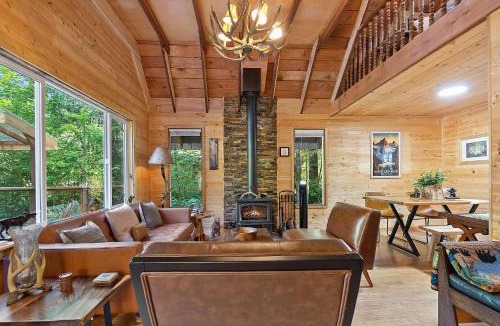 Darrington House | PNW River Cabin
