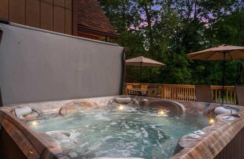 Pocono Lake House | Pocodobe Private Pool Retreat in Poconos